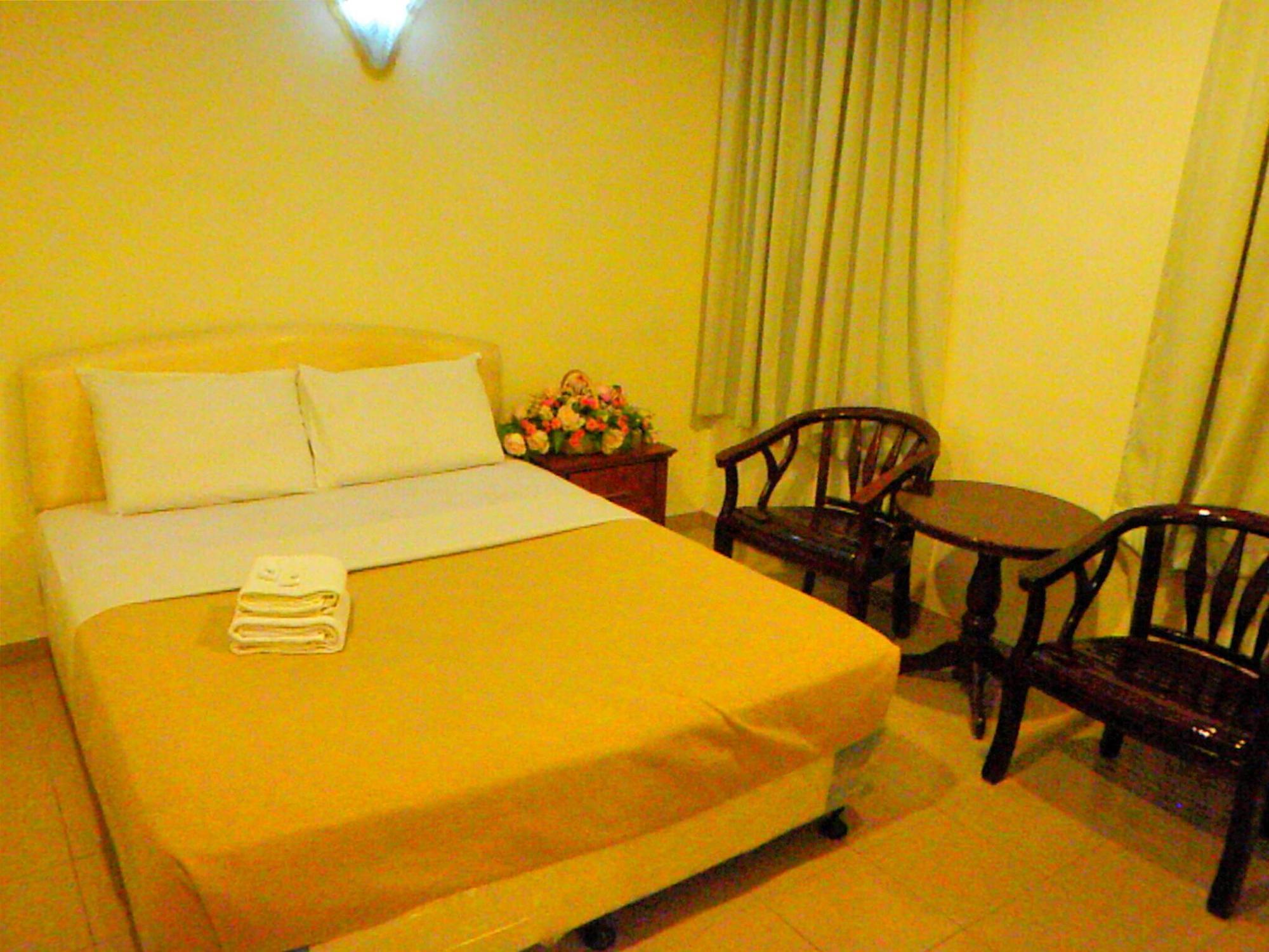 Hotel Seri Nilai Exterior photo